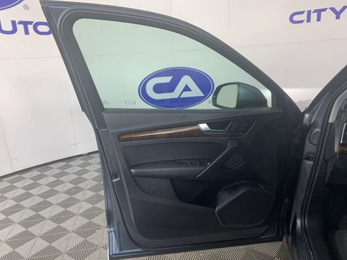 Used 2018 Audi Q5 2.0T Premium w/ Convenience Package image 14