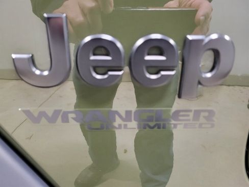 Used 2020 Jeep Wrangler Unlimited Sport AWD/4WD image 30