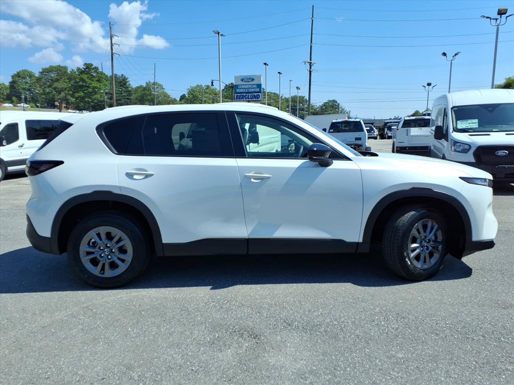 New 2026 MAZDA CX-5 Select AWD/4WD image 3