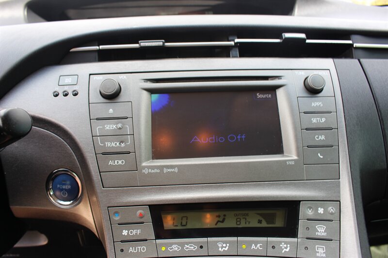 Used 2015 Toyota Prius Three FWD image 24