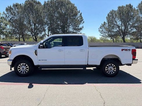 Used 2022 Ford F250 Lariat w/ Lariat Value Package AWD/4WD image 4