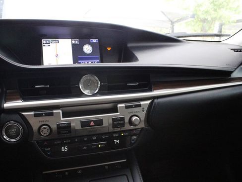 Used 2016 Lexus ES 350 FWD image 41