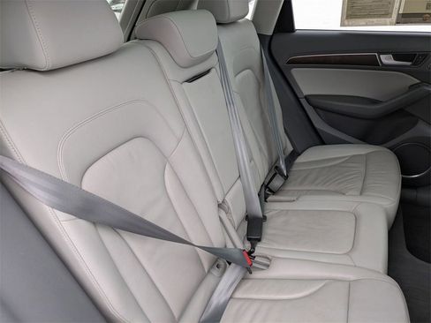 Used 2015 Audi Q5 2.0T Premium Plus w/ Technology Package image 31