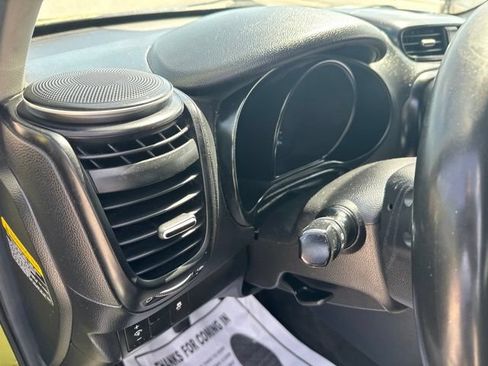 Used 2017 Kia Soul FWD image 19