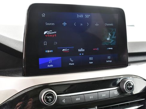 Used 2022 Ford Escape SE w/ SE Sport Appearance Package image 28