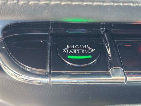 Used 2022 Lincoln Nautilus AWD w/ Premium Package image 22