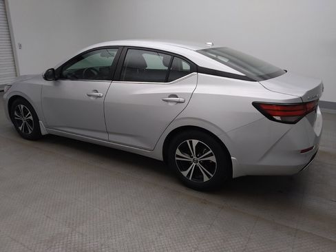 Used 2020 Nissan Sentra SV image 3