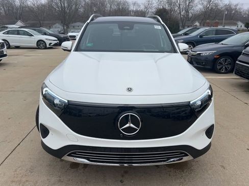 Used 2024 Mercedes-Benz EQB 300 4MATIC image 2