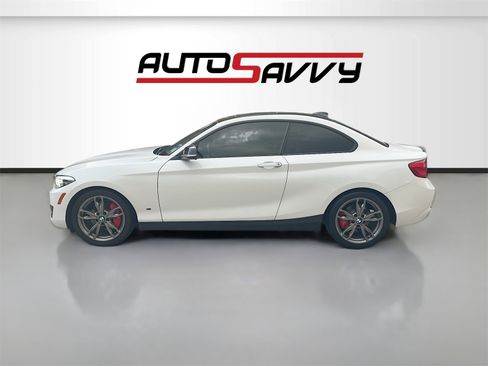 Used 2019 BMW 230i Coupe w/ Convenience Package image 4