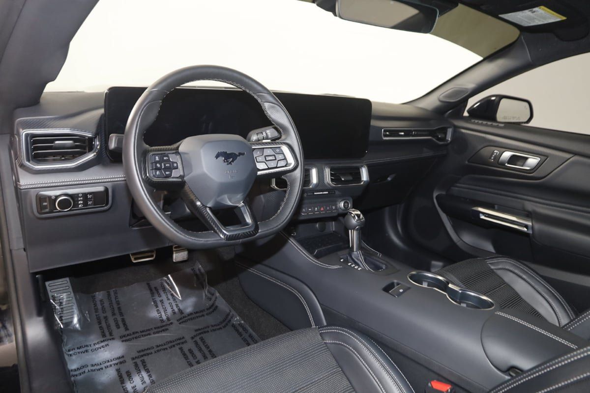Used 2024 Ford Mustang GT Premium RWD image 33