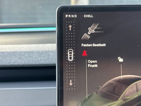 Used 2024 Tesla Model 3 Standard Range image 25