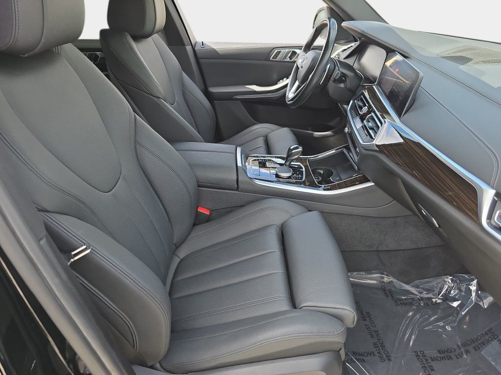 Used 2020 BMW X5 sDrive40i w/ Convenience Package RWD image 12
