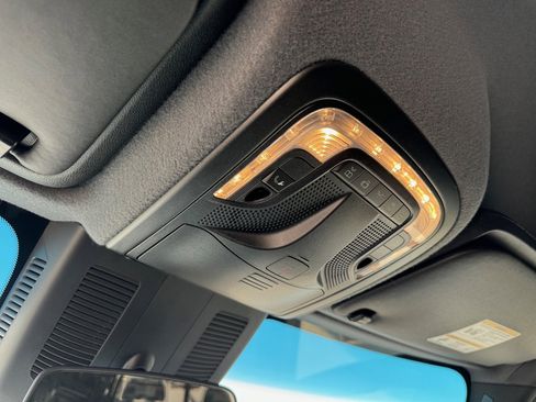 Used 2024 Mercedes-Benz Sprinter 144 Cargo image 23