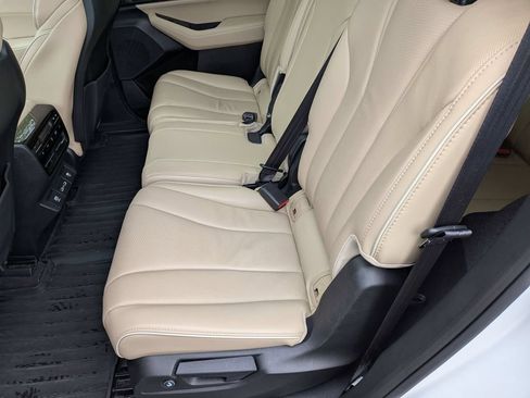 Used 2023 Acura MDX SH-AWD w/ Advance Package image 29