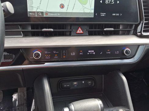 Certified 2023 Kia Sportage X-Line w/ X-Line Premium Package AWD/4WD image 16