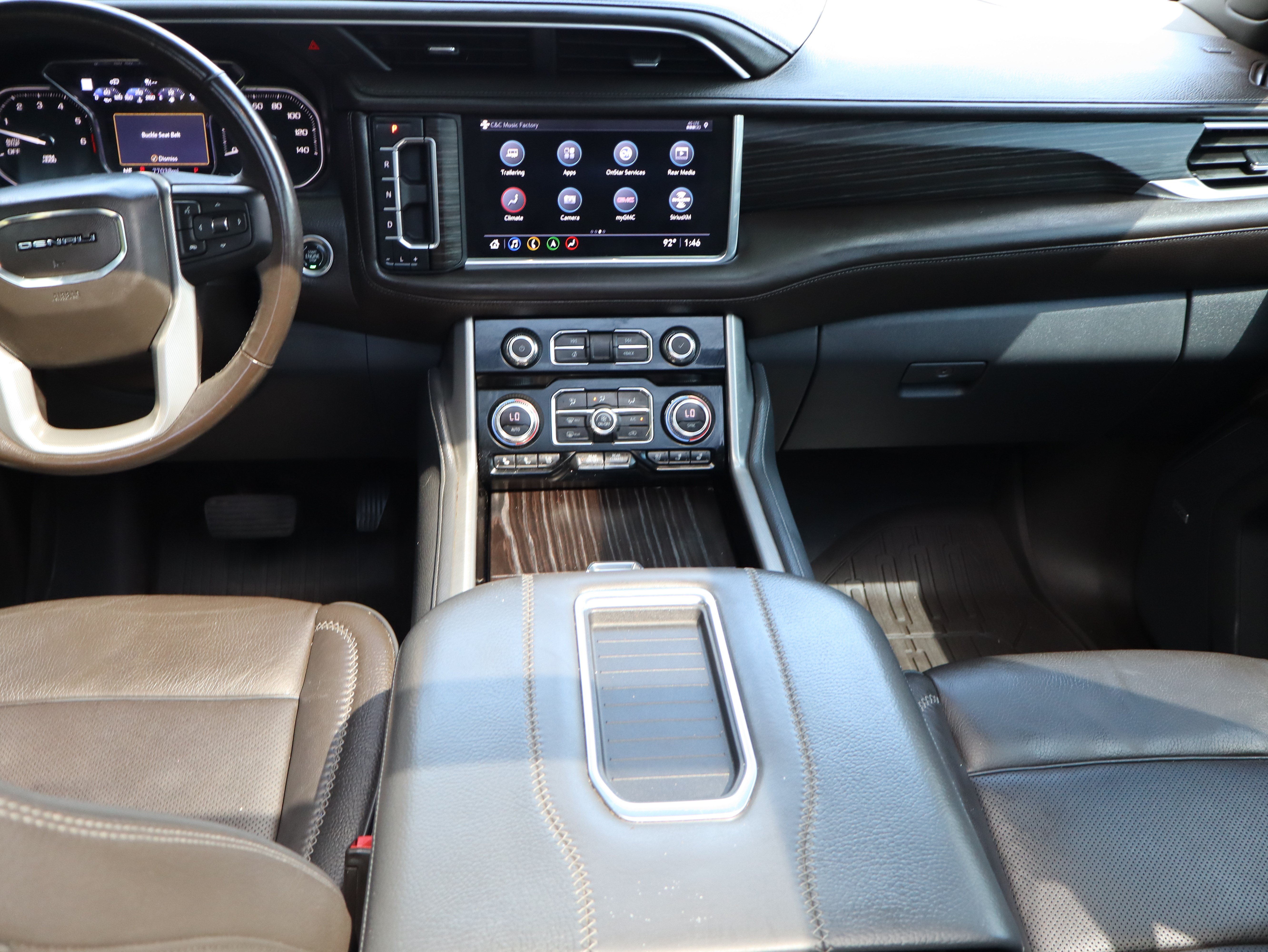 Used 2021 GMC Yukon Denali w/ Denali Ultimate Package AWD/4WD image 24