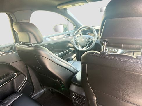 Used 2019 Lincoln MKC Premiere FWD image 30