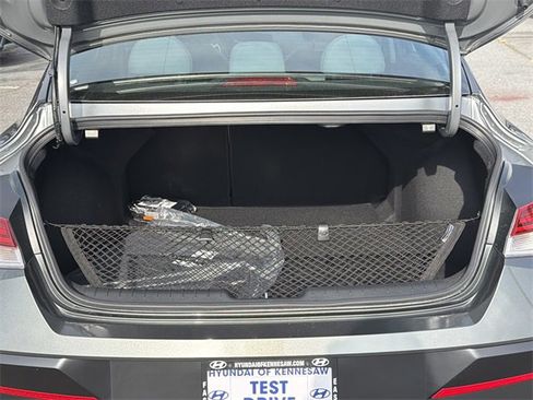 New 2026 Hyundai Elantra Limited image 18