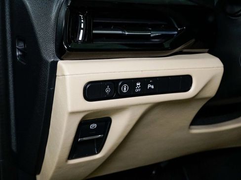 Used 2025 Acura MDX w/ Technology Package image 13