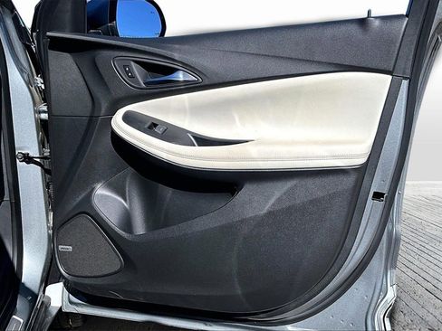 Used 2024 Buick Encore GX Avenir w/ Avenir Convenience Package image 19