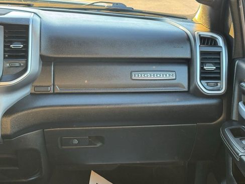 Used 2024 RAM 2500 Big Horn AWD/4WD image 41