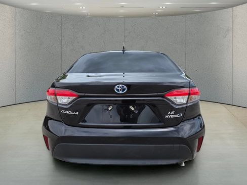 Used 2023 Toyota Corolla LE FWD image 6