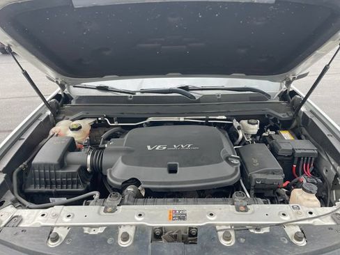 Used 2020 Chevrolet Colorado Z71 AWD/4WD image 25