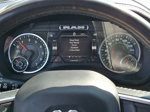 Used 2022 RAM 1500 Laramie AWD/4WD image 21