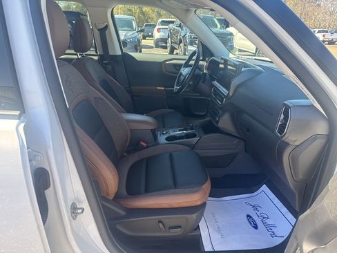 Used 2025 Ford Bronco Sport Outer Banks w/ Outer Banks Tech Package+ AWD/4WD image 8
