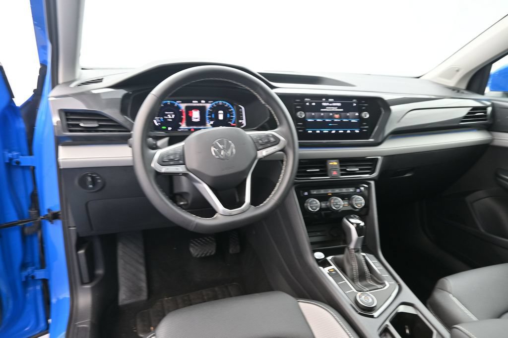 Used 2024 Volkswagen Taos SEL AWD/4WD image 19
