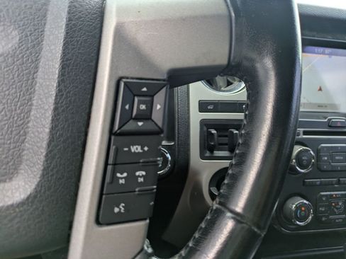 Used 2017 Ford Expedition Limited w/ Equipment Group 301A RWD image 30
