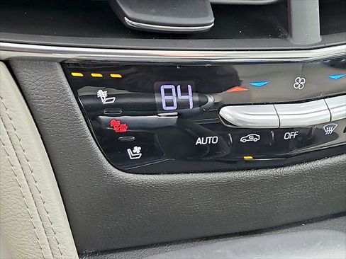 Used 2018 Cadillac CT6 Luxury image 11