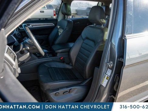 Used 2018 Volkswagen Atlas SEL Premium image 4