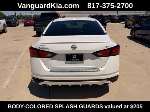 Used 2020 Nissan Altima 2.5 SL FWD image 3