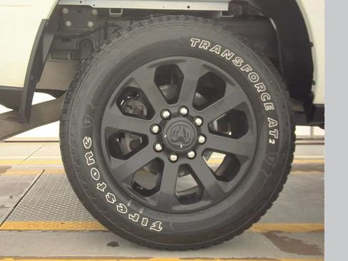 Used 2024 RAM 2500 Big Horn w/ Night Edition AWD/4WD image 19