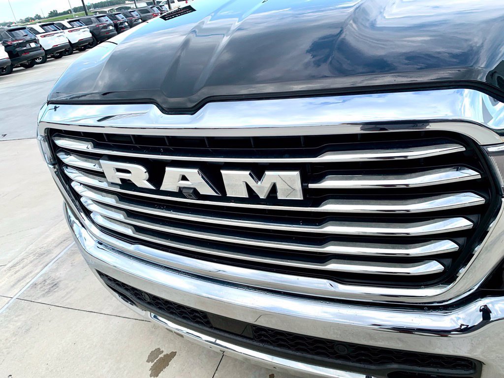 Used 2026 RAM 1500 Laramie AWD/4WD image 21
