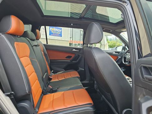 Used 2021 Volkswagen Tiguan SEL Premium R-Line w/ 3rd Row Seat Package image 13