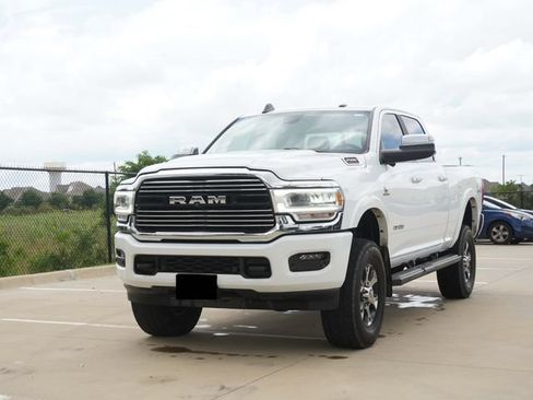 Used 2022 RAM 2500 Laramie AWD/4WD image 3