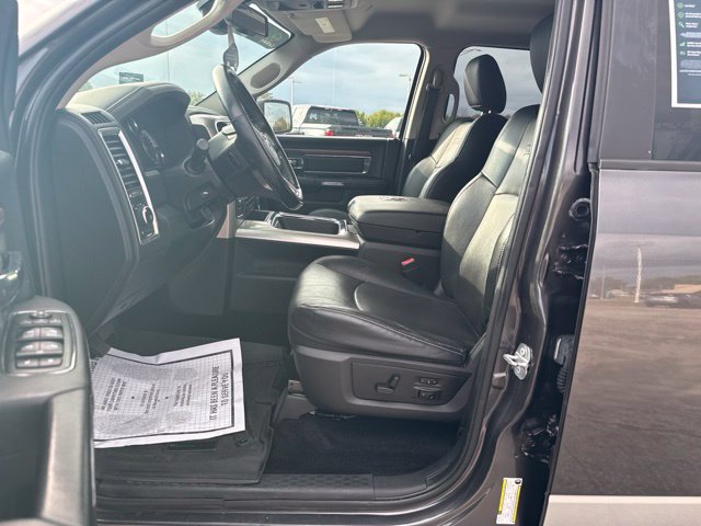 Used 2017 RAM 1500 Laramie w/ Convenience Group AWD/4WD image 14