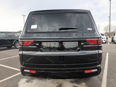 New 2025 Jeep Wagoneer Series II w/ Convenience Group I image 5