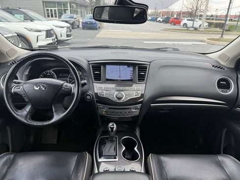 Used 2019 INFINITI QX60 Luxe w/ Essential Package image 4