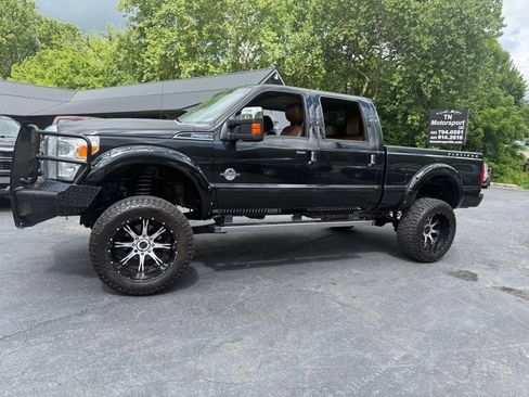 Used 2015 Ford F250 Platinum w/ FX4 Off-Road Package image 8