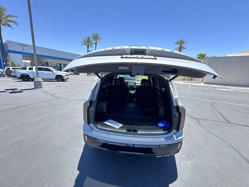 Used 2025 Kia Telluride SX Prestige X-Pro AWD/4WD image 27