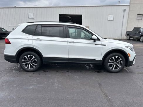 Certified 2022 Volkswagen Tiguan S image 7