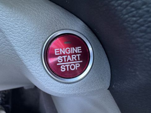 Used 2016 Acura TLX image 34