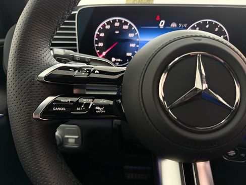 Used 2026 Mercedes-Benz GLS 450 4MATIC image 15