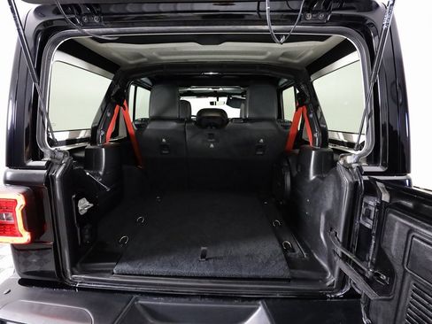 Used 2020 Jeep Wrangler Unlimited Rubicon w/ Quick Order Package 28Y Recon image 8