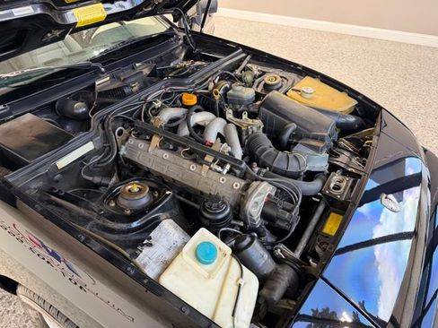 Used 1988 Porsche 924 S RWD image 42