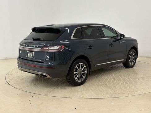 Used 2023 Lincoln Nautilus FWD image 9