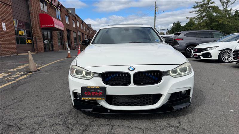 Used 2014 BMW 335i xDrive Sedan AWD/4WD image 2